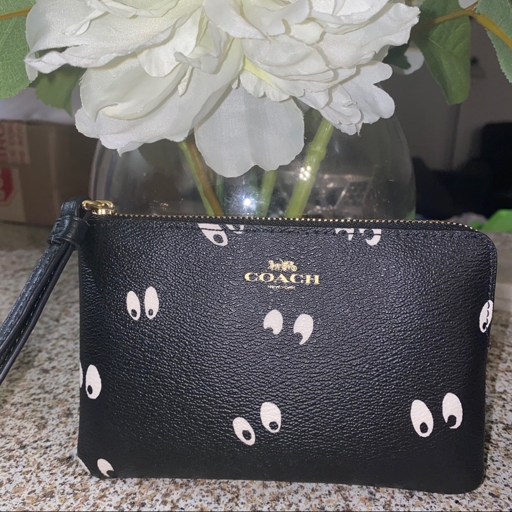 ❌SOLD!❌Coach Wristlet